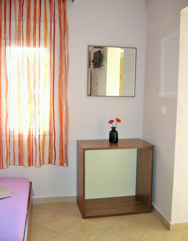 Apartment Vordos *
